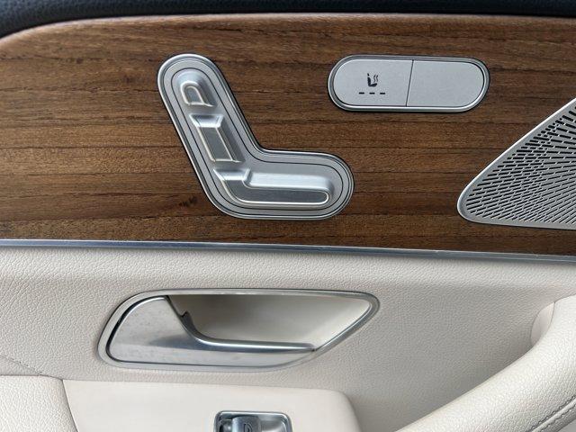 Photo of 2021 Black Mercedes-Benz GLS 450