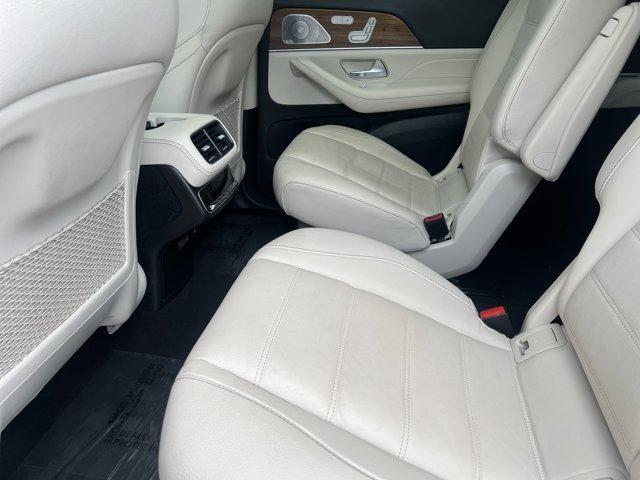Photo of 2021 Black Mercedes-Benz GLS 450