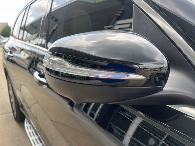 Photo of 2021 Black Mercedes-Benz GLS 450