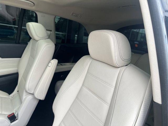 Photo of 2021 Black Mercedes-Benz GLS 450