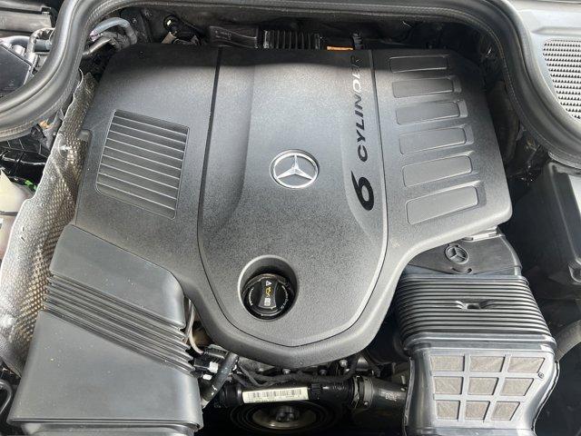 Photo of 2021 Black Mercedes-Benz GLS 450