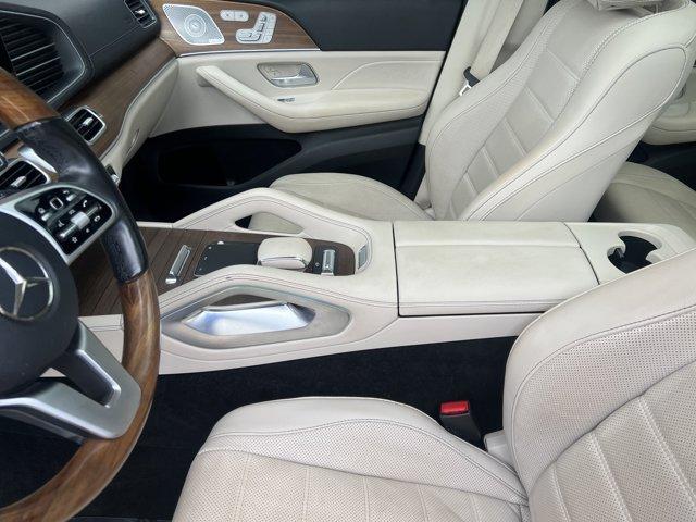 Photo of 2021 Black Mercedes-Benz GLS 450