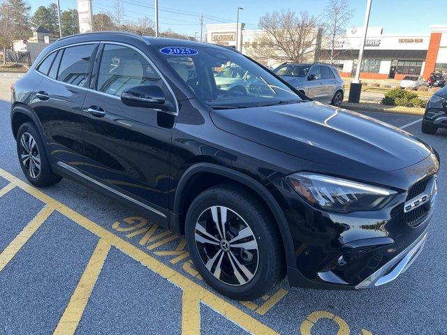 Photo of 2025 Midnight Black Mercedes-Benz GLA 250