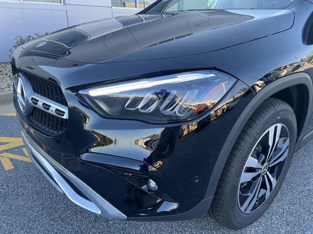 Photo of 2025 Midnight Black Mercedes-Benz GLA 250