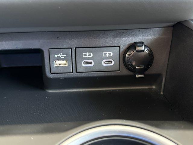 Photo of 2023 Magnetic Gray Metallic Toyota Highlander