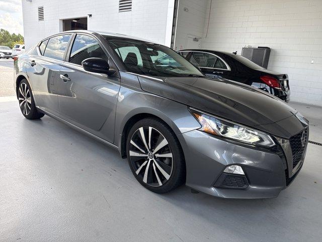 Photo of 2020 Gun Metallic Nissan Altima