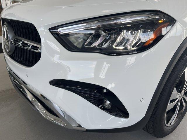 Photo of 2025 Polar White Mercedes-Benz GLA 250
