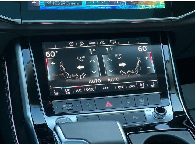Photo of 2024 Daytona Gray Pearl Effect Audi Q8