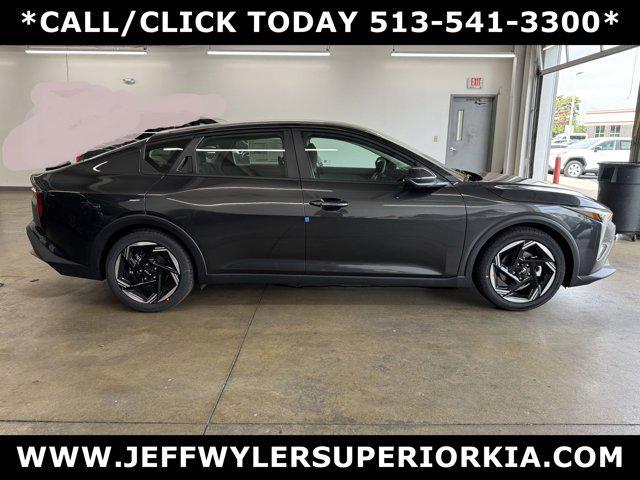 Photo of 2025 Gray Kia K4