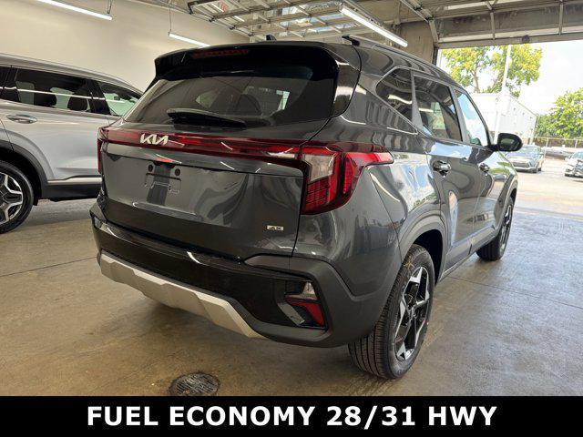 Photo of 2026 Gray Kia Seltos