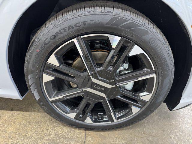 Photo of 2025 Wolf Gray Kia EV6