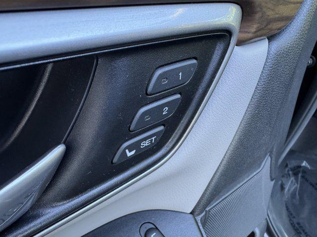 Photo of 2018 Gunmetal Metallic Honda CR-V