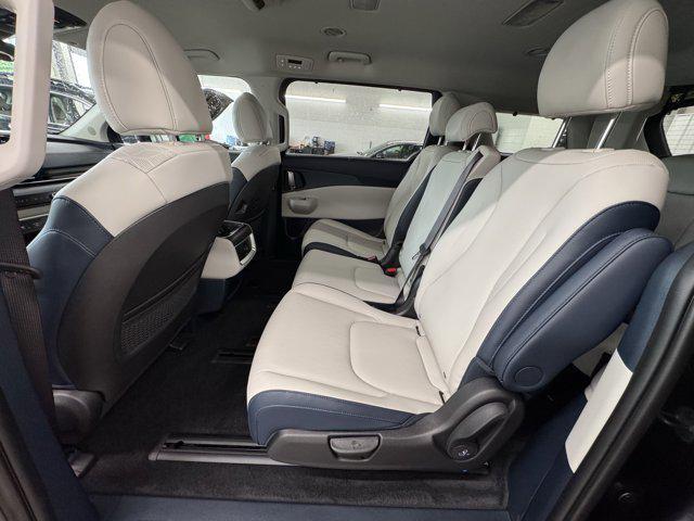 Photo of 2026 Panthera Metal Kia Carnival Hybrid