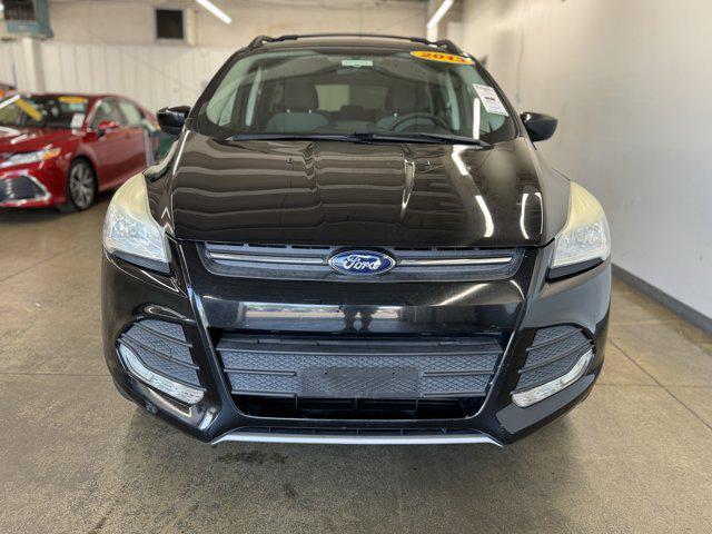 Photo of 2013 TUXEDO BLACK METALLIC Ford Escape