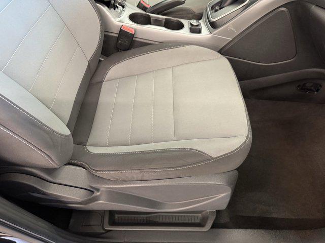 Photo of 2013 TUXEDO BLACK METALLIC Ford Escape