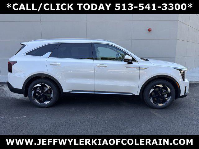 Photo of 2025 Snow White Kia Sorento Hybrid