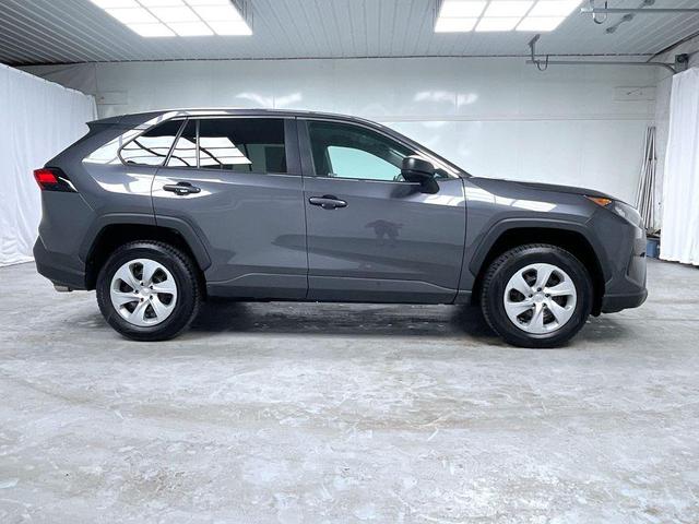 Photo of 2022 Magnetic Gray Metallic Toyota RAV4