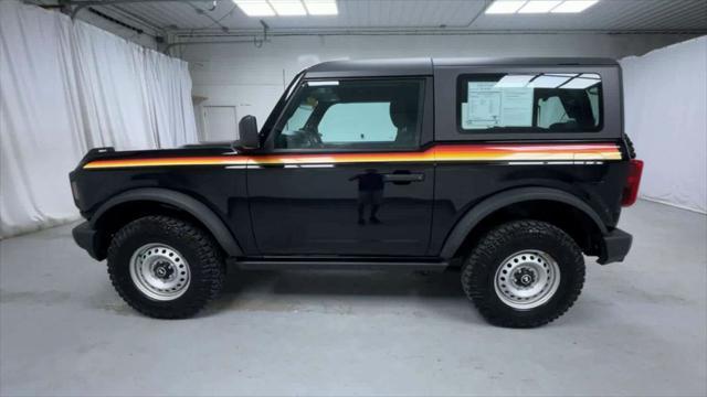 Photo of 2022 Shadow Black Ford Bronco