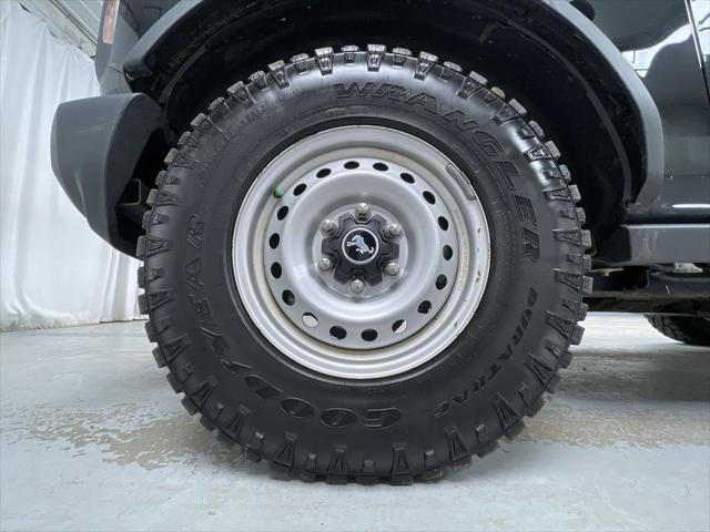 Photo of 2022 Shadow Black Ford Bronco