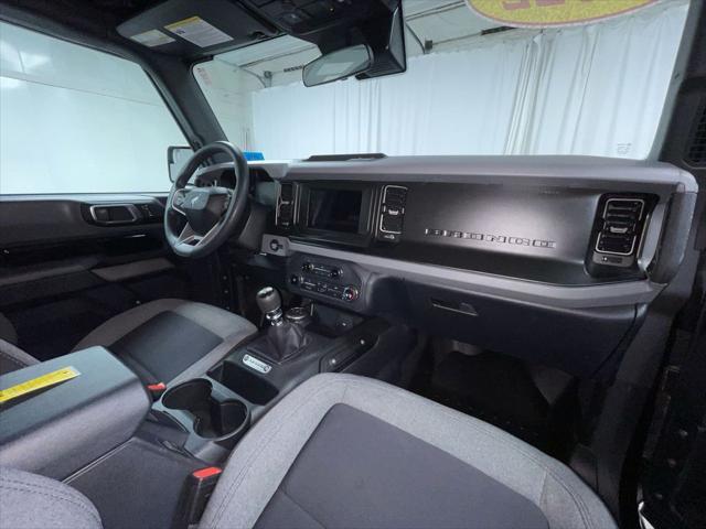 Photo of 2022 Shadow Black Ford Bronco