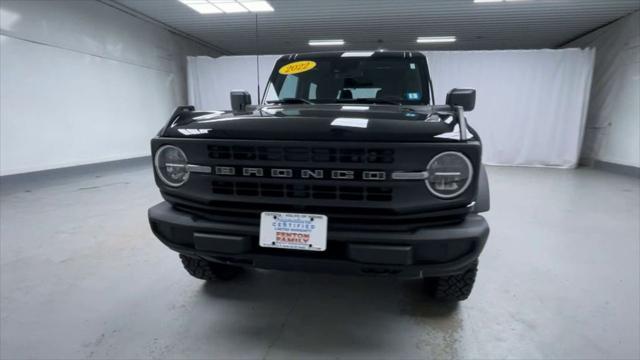 Photo of 2022 Shadow Black Ford Bronco