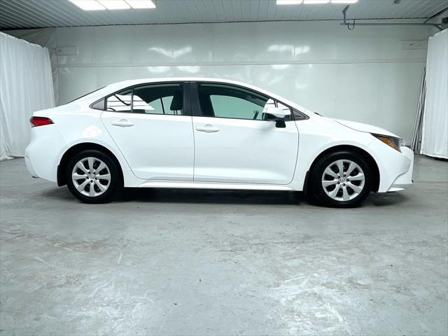 Photo of 2024 Ice Cap Toyota Corolla