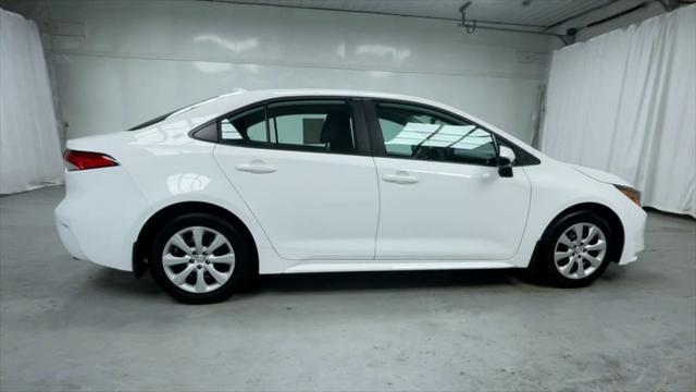 Photo of 2024 Ice Cap Toyota Corolla
