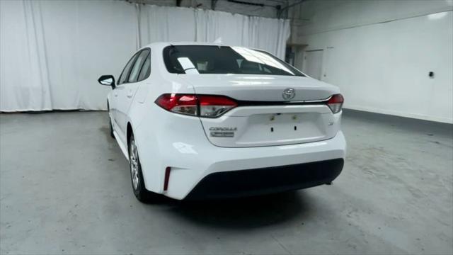 Photo of 2024 Ice Cap Toyota Corolla