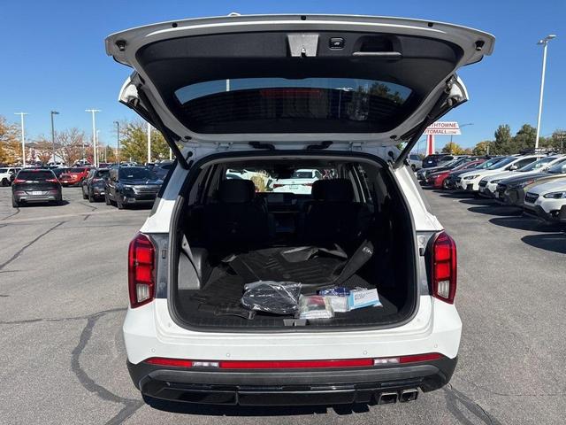 Photo of 2023 Hyper White Hyundai PALISADE