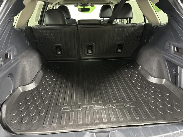 Photo of 2020 Crystal Black Silica Subaru Outback