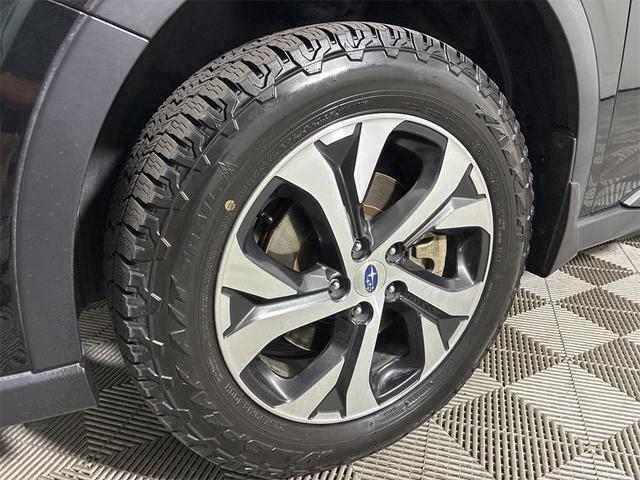 Photo of 2020 Crystal Black Silica Subaru Outback