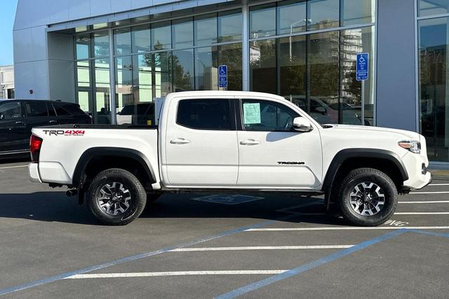 Photo of 2019 Super White Toyota Tacoma