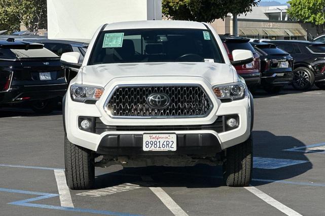Photo of 2019 Super White Toyota Tacoma