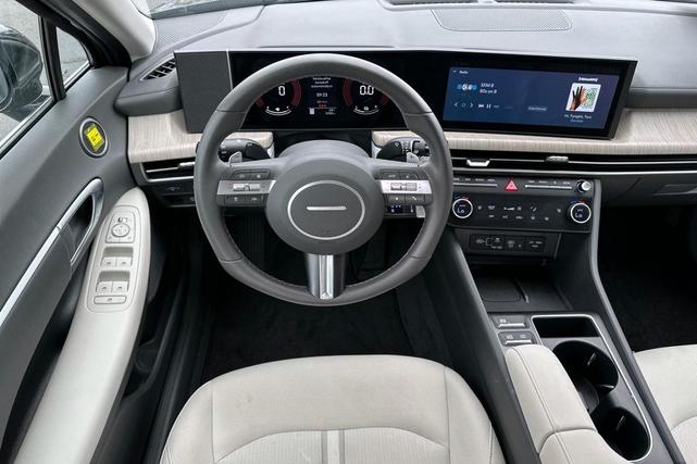 Photo of 2025 Portofino Gray Hyundai SONATA Hybrid