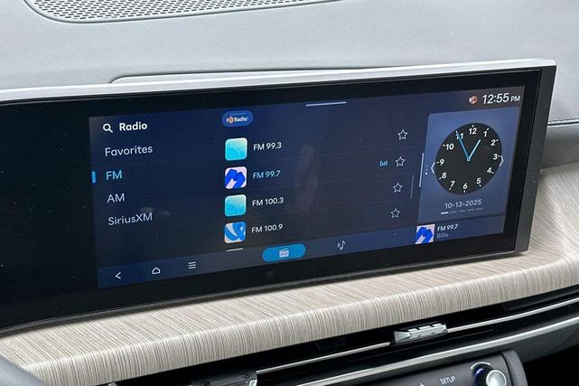 Photo of 2025 Portofino Gray Hyundai SONATA Hybrid