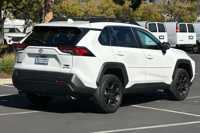 Photo of 2021 Blizzard Pearl Toyota RAV4