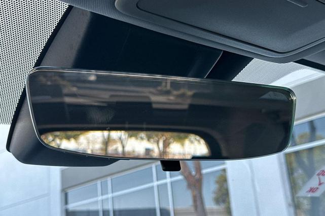 Photo of 2021 Blizzard Pearl Toyota RAV4