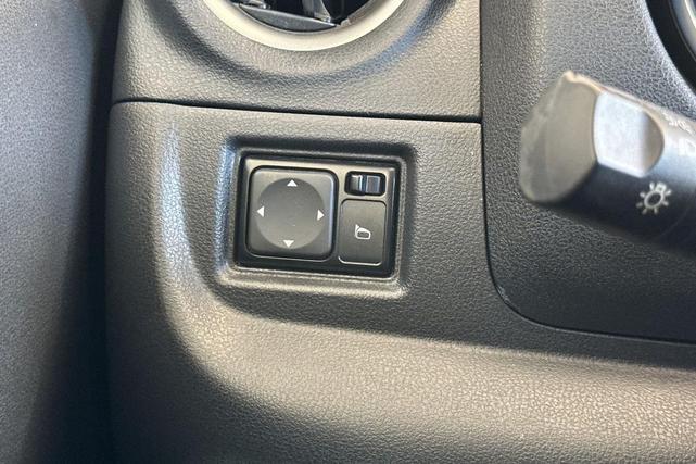 Photo of 2017 Fresh Powder Nissan Versa