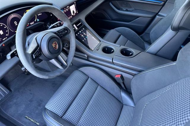 Photo of 2025 Blue Porsche Taycan