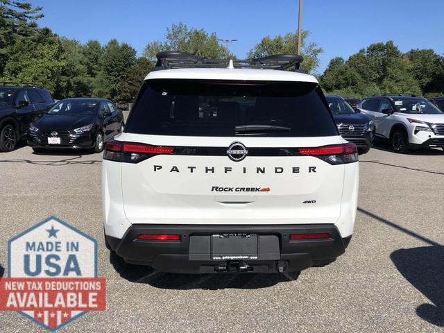 Photo of 2025 Glacier White Nissan Pathfinder