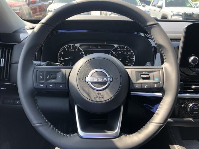 Photo of 2025 Gun Metallic Nissan Pathfinder