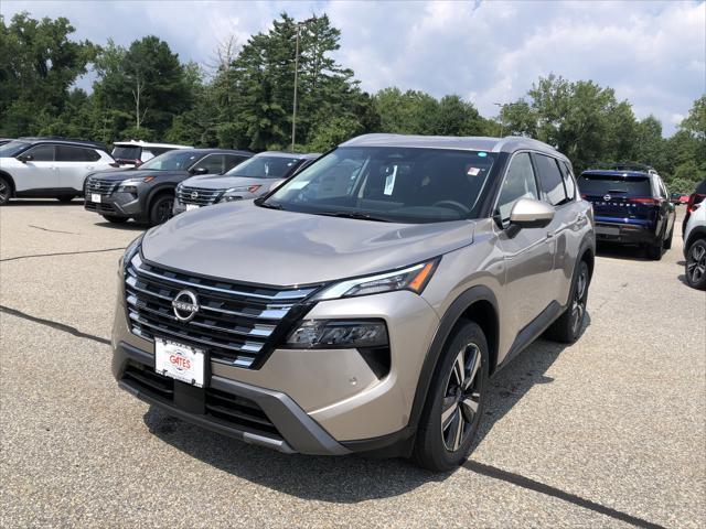 Photo of 2025 Champagne Silver Metallic Nissan Rogue