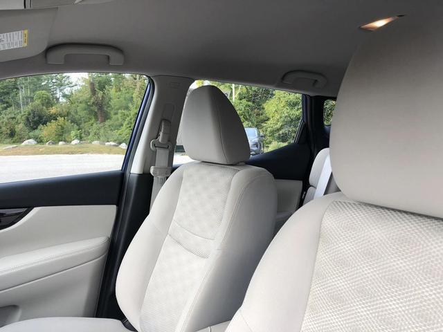 Photo of 2022 Caspian Blue Metallic Nissan Rogue Sport