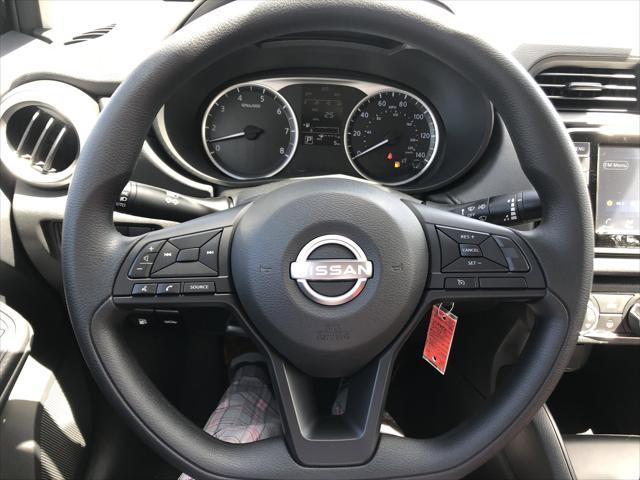 Photo of 2025 Super Black Nissan Versa