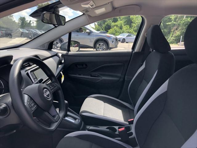 Photo of 2025 Super Black Nissan Versa