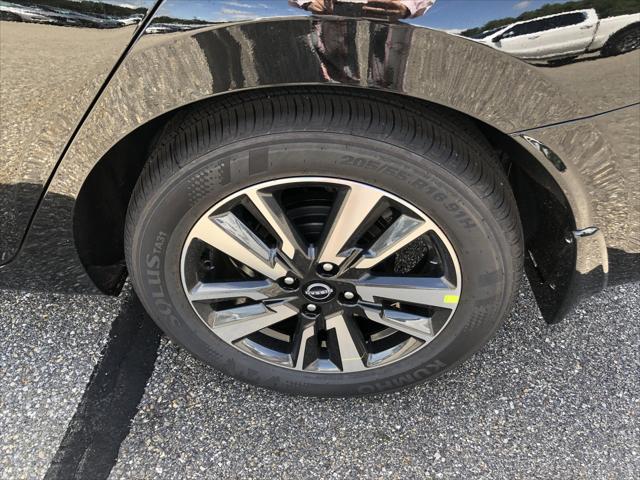 Photo of 2025 Super Black Nissan Versa
