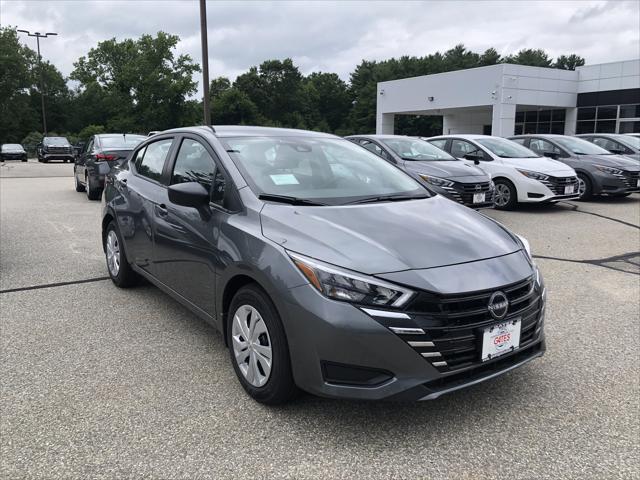 Photo of 2025 Gun Metallic Nissan Versa