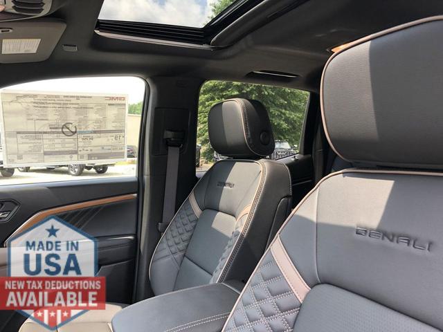 Photo of 2025 Onyx Black GMC Canyon