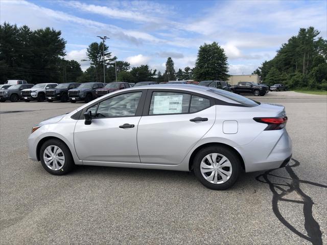 Photo of 2025 Brilliant Silver Nissan Versa
