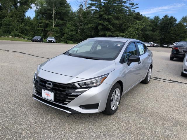 Photo of 2025 Brilliant Silver Nissan Versa